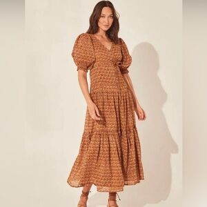 Daughters of India Zuri Wrap Dress in an Orange/Yellow Floral Size Large